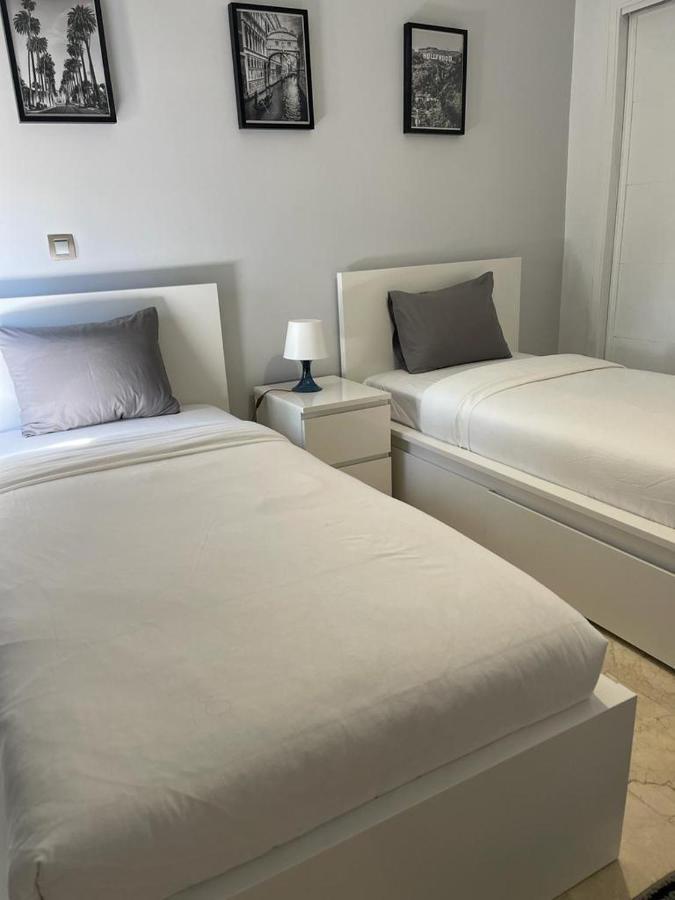De Luxe Marina Avec Vue Sur Piscine Tamaris Apartamento
