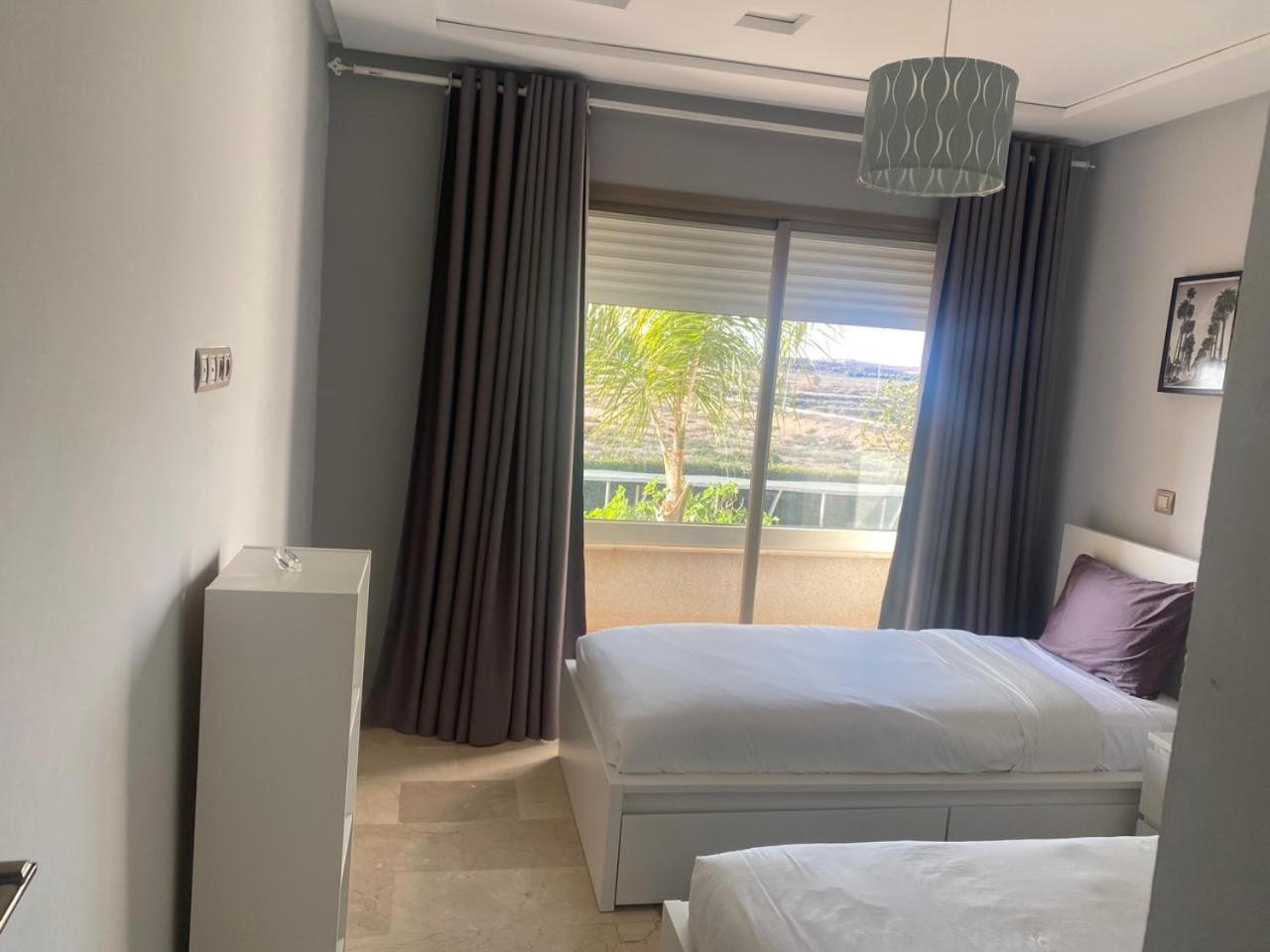 De Luxe Marina Avec Vue Sur Piscine Tamaris Apartamento